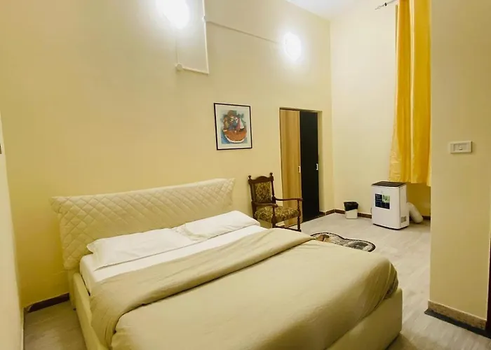 Gondola Guest House